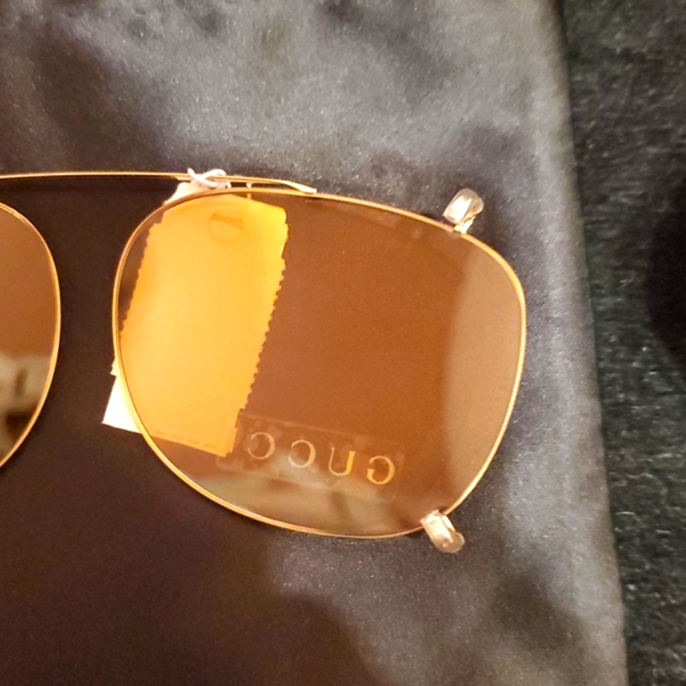 Gucci Sunglasses Clip-On with Gucci Dusty & Coastal.com Hard Case - Picture 5 of 16